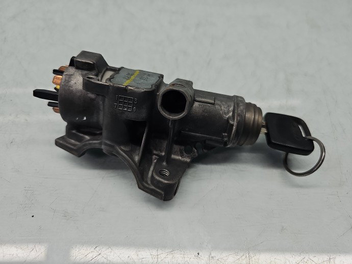 Contact cu cheie Ford Galaxy 1 [Fabr 1995-2006] 4B0905851B 1.9 TDCI85KW / 116CP