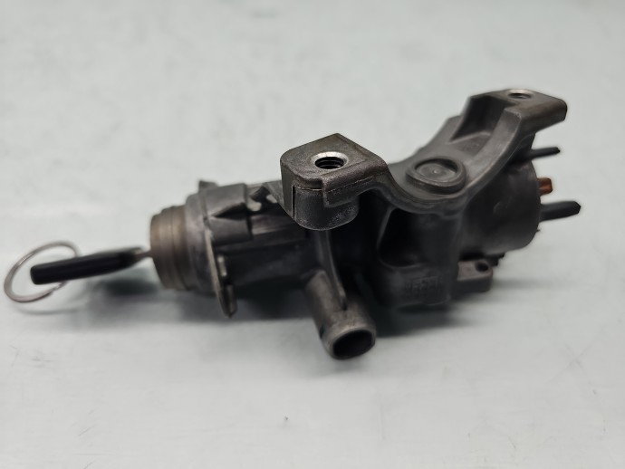 Contact cu cheie Ford Galaxy 1 [Fabr 1995-2006] 4B0905851B 1.9 TDCI85KW / 116CP