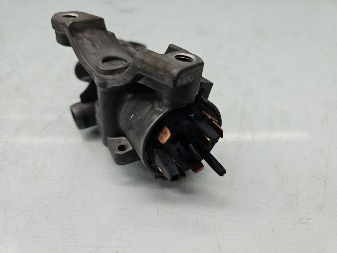 Contact cu cheie Ford Galaxy 1 [Fabr 1995-2006] 4B0905851B 1.9 TDCI85KW / 116CP