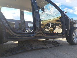 Prag lateral dreapta Volkswagen Tiguan II (AX1) [Fabr 2016-2024] Break OEM