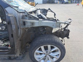 Semi aripa dreapta Volkswagen Tiguan II (AX1) [Fabr 2016-2024] Break LC9X