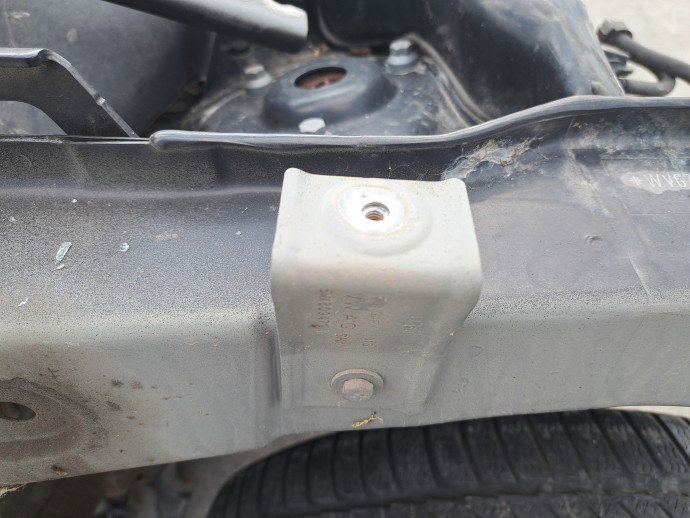 Suport aripa dreapta fata Volkswagen Tiguan II (AX1) [Fabr 2016-2024] Break 5NA809471A