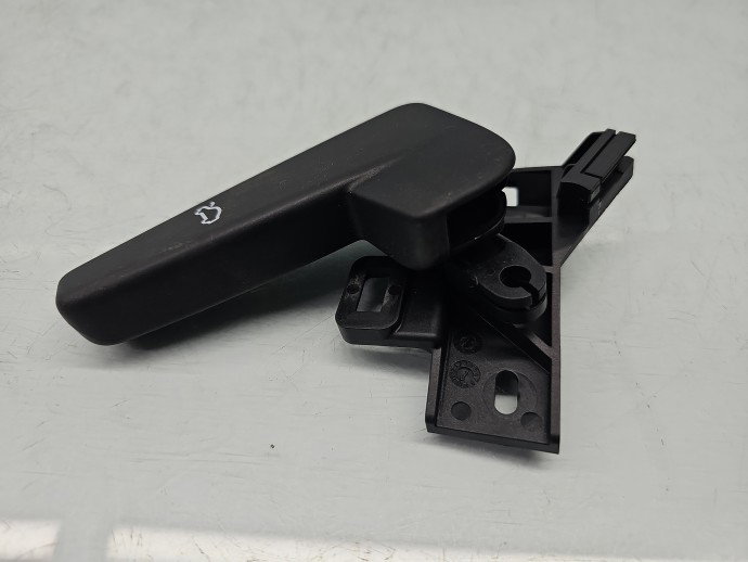 Maner deschidere capota Volkswagen Tiguan II (AX1) [Fabr 2016-2024] Break 517823633B