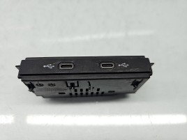 Conector auxiliar USB Volkswagen Tiguan II (AX1) [Fabr 2016-2024] 5NA035736