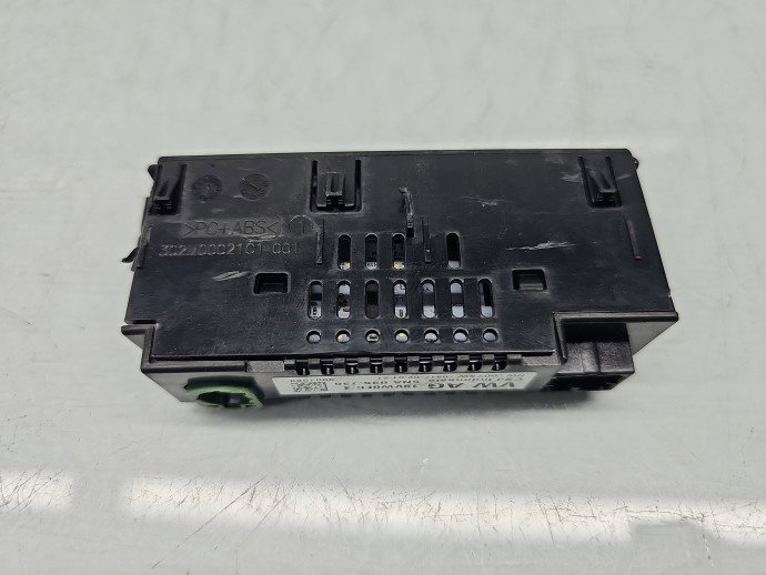 Conector auxiliar USB Volkswagen Tiguan II (AX1) [Fabr 2016-2024] 5NA035736