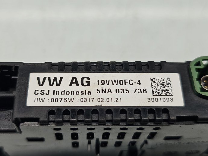 Conector auxiliar USB Volkswagen Tiguan II (AX1) [Fabr 2016-2024] 5NA035736