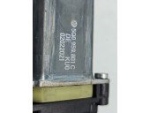 Motoras geam dreapta fata Volkswagen Tiguan II (AX1) [Fabr 2016-2024] Break 5Q0959801C