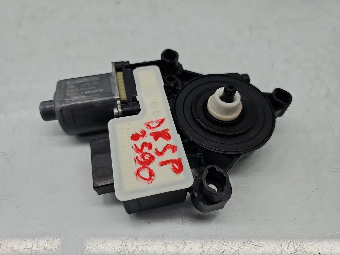 Motoras geam dreapta spate Volkswagen Tiguan II (AX1) [Fabr 2016-2024] Break 5Q0959408E