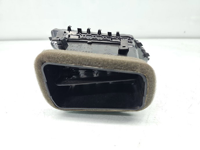 Grila aerisire stanga Volkswagen Tiguan II (AX1) [Fabr 2016-2024] 5NB819247