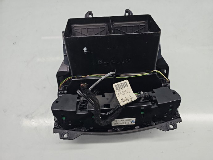 Panou comanda clima Mercedes Clasa E (W211) [Fabr 2002-2009] 2118300490