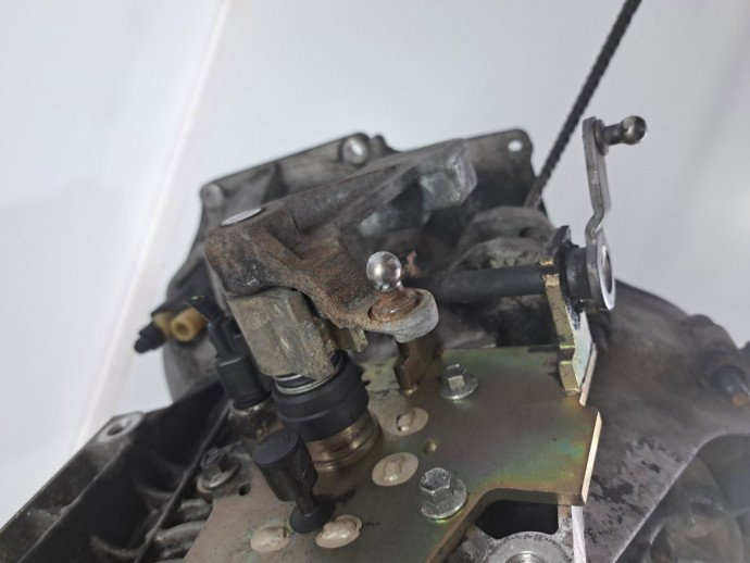 Cutie viteze manuala 5 trepte Ford Focus 2 (DA) [Fabr 2004-2012] 1.6 TDCI G8DA 3M5R 7002 YF 80KW / 109CP