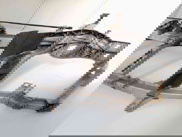 Trager 8V418B041AK Ford Kuga I [Fabr 2008-2012] 2.0 