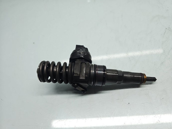 Injector Volkswagen Touran (1T1, 1T2) [Fabr 2003-2010] 038130073BN 1.9 TDI BLS 77KW / 105CP