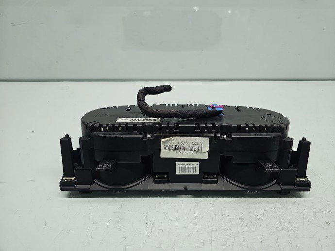 Ceas bord Volkswagen Passat B6 (3C2) [Fabr 2005-2010] 3C0920972J