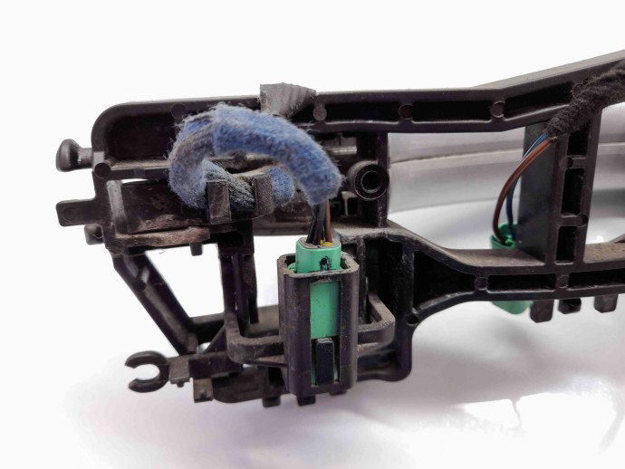 Maner usa dreapta fata OEM Ford Kuga I [Fabr 2008-2012] 2.0