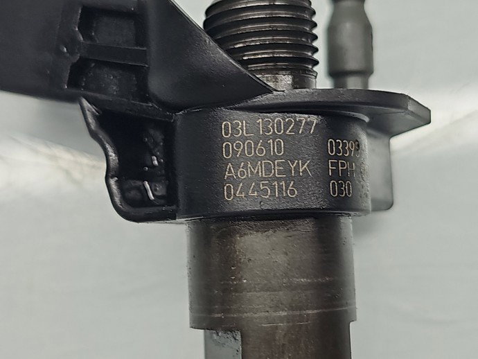 Injector Volkswagen Tiguan (5N) [Fabr 2007-2016] 03L130277 2.0 TDI CAGA 105KW / 143CP