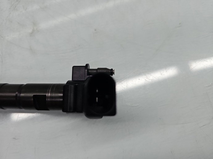 Injector Volkswagen Jetta 4 (6Z) [Fabr 2011-2017] 03L130277 2.0 TDI CAGA 105KW / 143CP