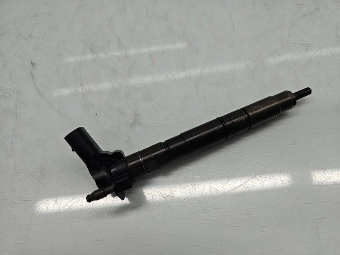 Injector Volkswagen Passat CC (358) [Fabr 2012-2016] 03L130277 2.0 TDI CAGA 105KW / 143CP