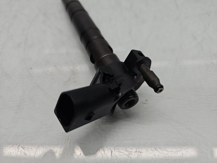 Injector Volkswagen Passat CC (358) [Fabr 2012-2016] 03L130277 2.0 TDI CAGA 105KW / 143CP