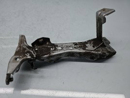 Suport aripa stanga fata AUDI A3 (8VA) [Fabr 2012-2020] Sportback 8V0821135A