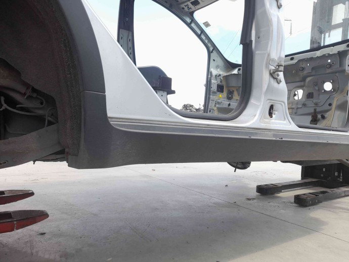 Prag lateral dreapta OEM Ford Kuga I [Fabr 2008-2012] 2.0