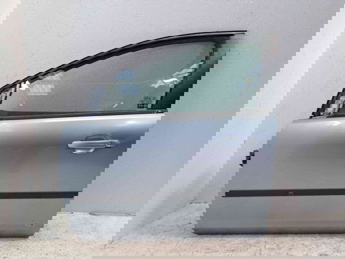 Usa stanga fata Ford Focus 2 (DA) [Fabr 2004-2012] OEM