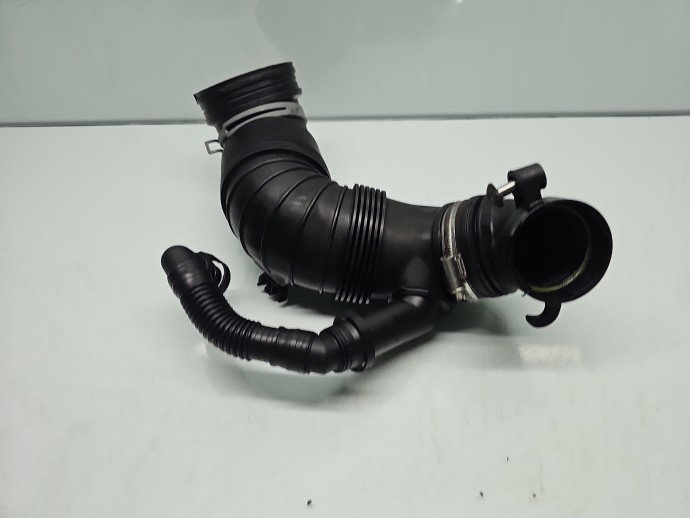 Tub admisie aer Volkswagen Passat B6 (3C2) [Fabr 2005-2010] 3C0129654P 2.0 TDI CBAB 103KW / 140CP