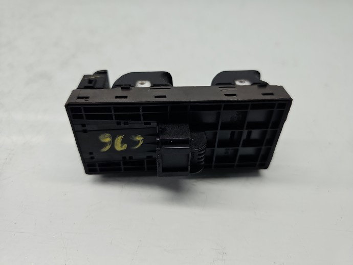 Butoane comanda geamuri sofer AUDI A4 (8K2, B8) [Fabr 2008-2015] 8K0959851D