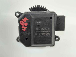 Motoras clapeta aeroterma bord 0132801357 Skoda Fabia 2 (5J, 542) [Fabr 2007-2014] 