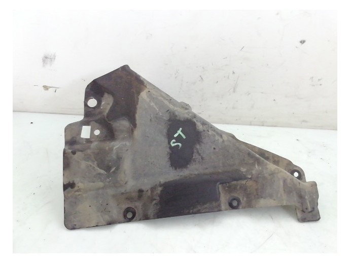 Aparatoare noroi stanga BMW E90 2.0 N47 7159189 2005-2011
