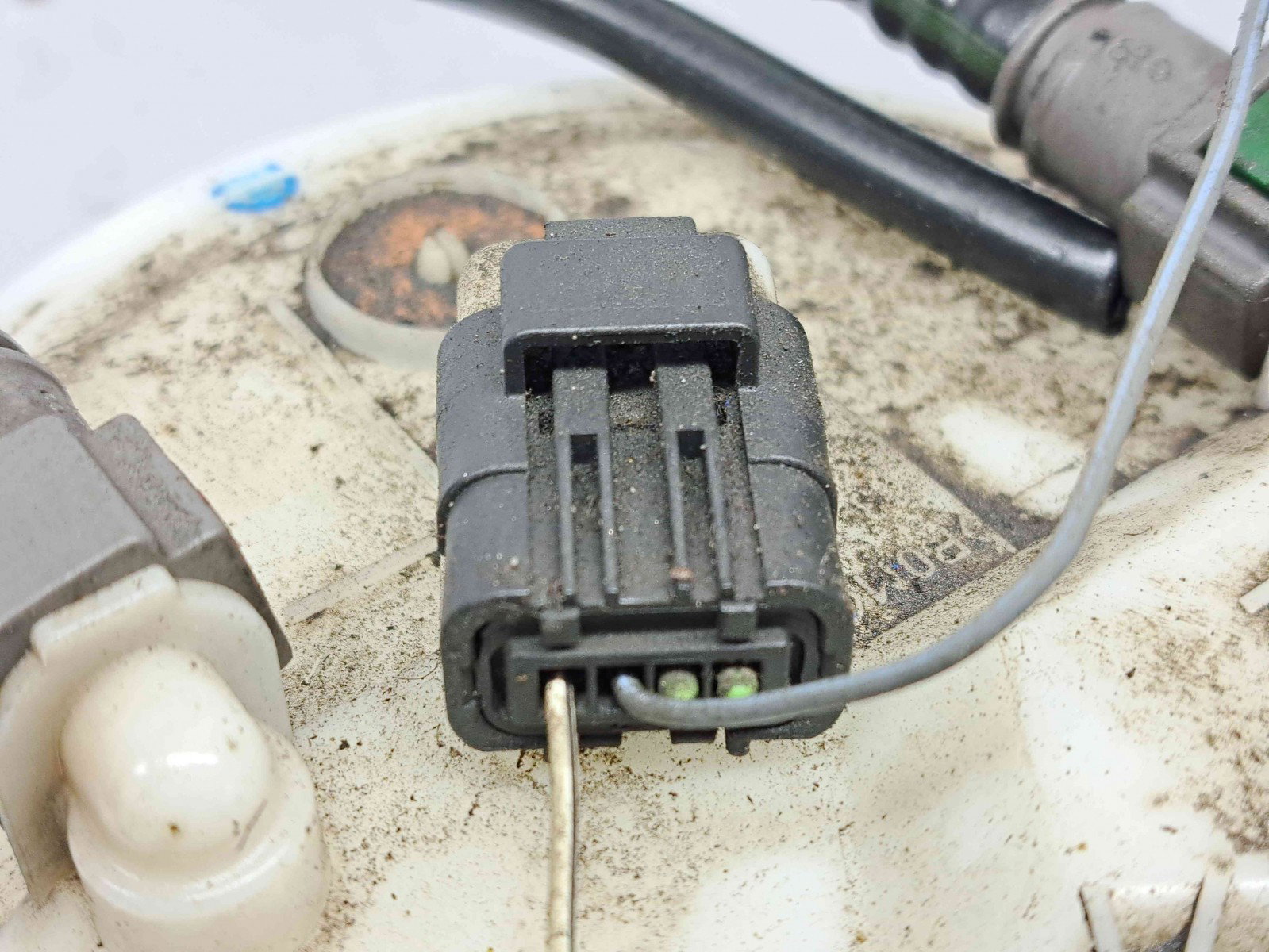 Sonda litrometrica Renault Kangoo 2 Maxi (F61) [Fabr 2008-2022] OEM 1.5 DCI K9K808 1.5 DCI K9K808 80KW / 109CP - imagine 2