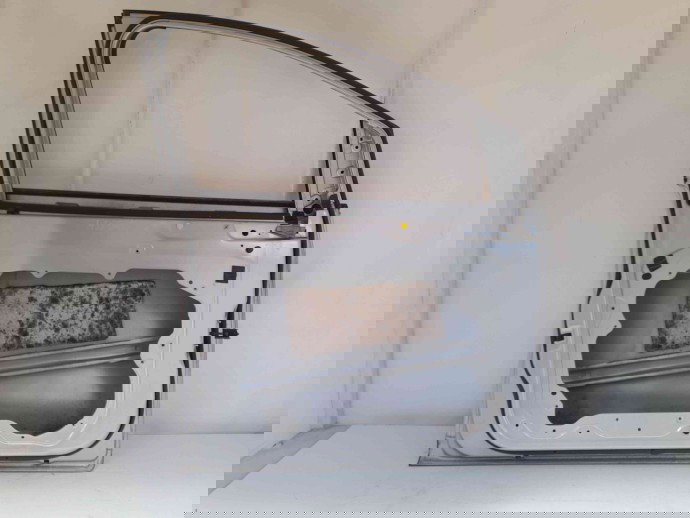 Usa stanga fata OEM Ford Kuga I [Fabr 2008-2012] 2.0 