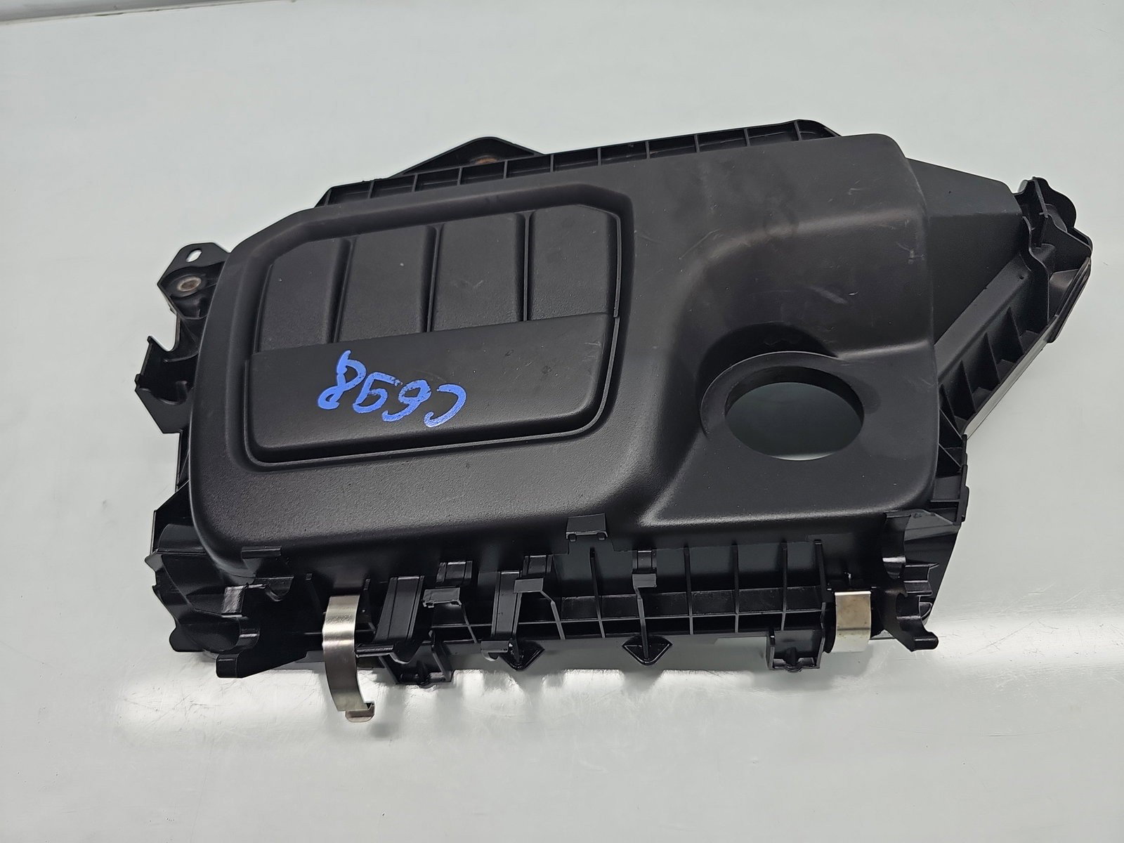Capac motor Opel Vivaro [Fabr 2017-2020] 175813123R 1.6 dCi R9M-408 85KW / 116CP