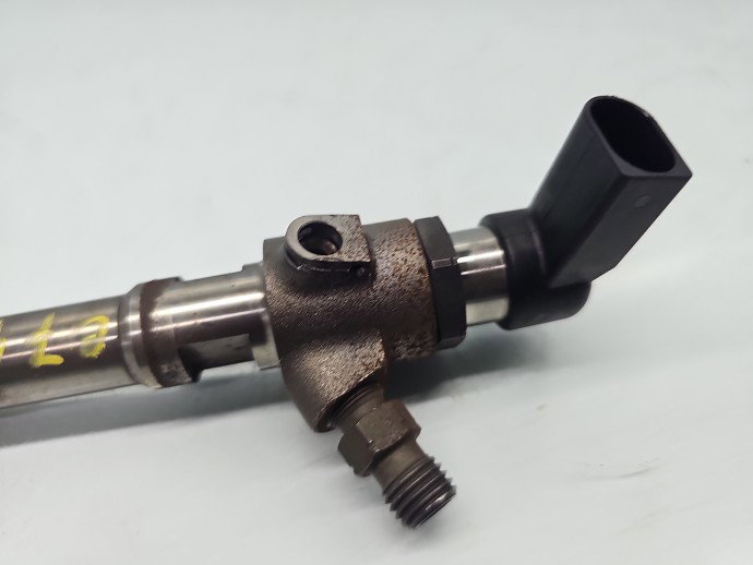 Injector Skoda Superb II (3T5) [Fabr 2009-2015] 03L130277B 1.6 TDI CAYC 77KW / 105CP