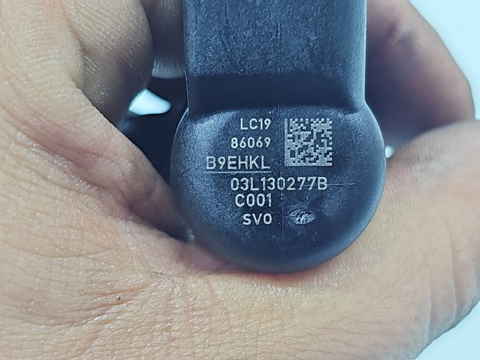 Injector Skoda Superb II (3T5) [Fabr 2009-2015] 03L130277B 1.6 TDI CAYC 77KW / 105CP