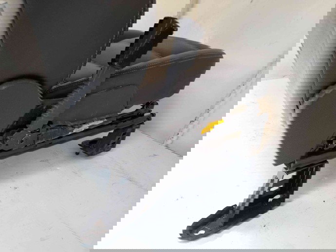 Scaun stanga fata OEM Ford Kuga I [Fabr 2008-2012] 