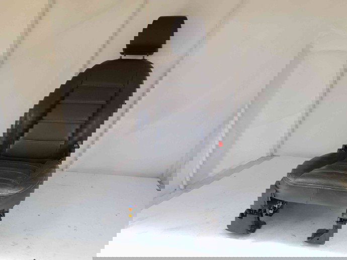 Scaun dreapta fata OEM Ford Kuga I [Fabr 2008-2012] 