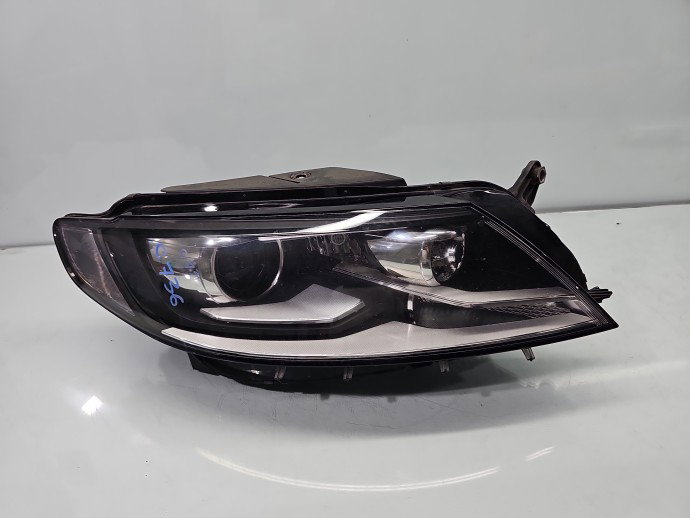 Far dreapta VW Passat CC 358 3C8941032H