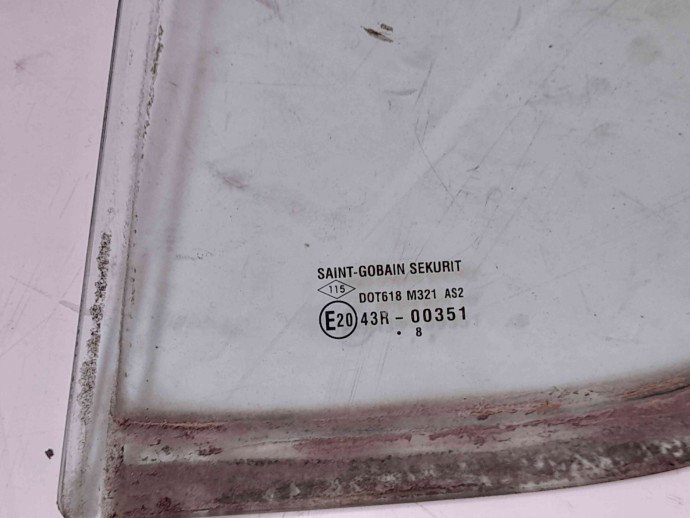 Geam fix usa stanga spate OEM Dacia Sandero [Fabr 2008-2012] 1.6 mpi