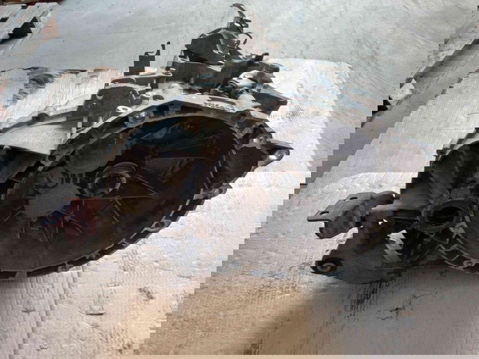 Cutie viteze manuala AV4R-7002-AA Ford Kuga I [Fabr 2008-2012] 2.0 