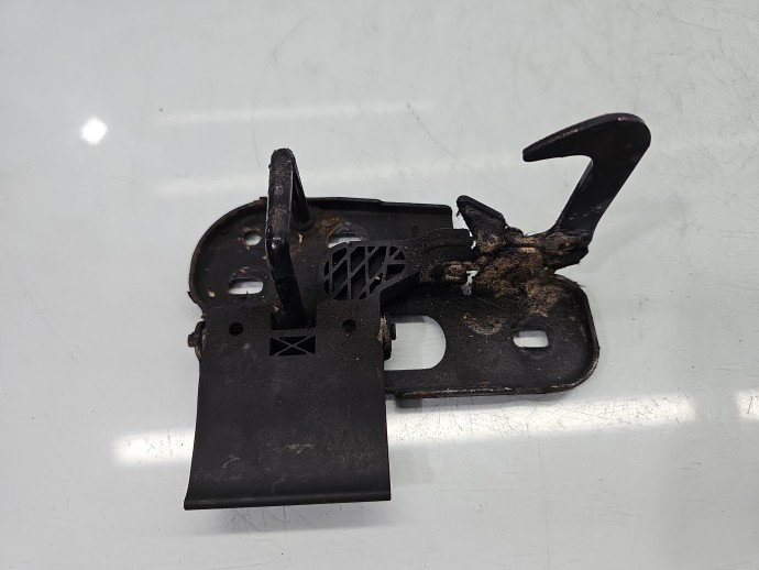 Maner deschidere capota VW Passat CC 358 3C8823480E