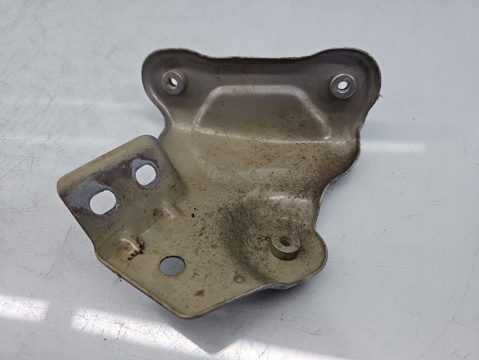Suport aripa stanga fata Skoda Fabia NJ5 6V0821141