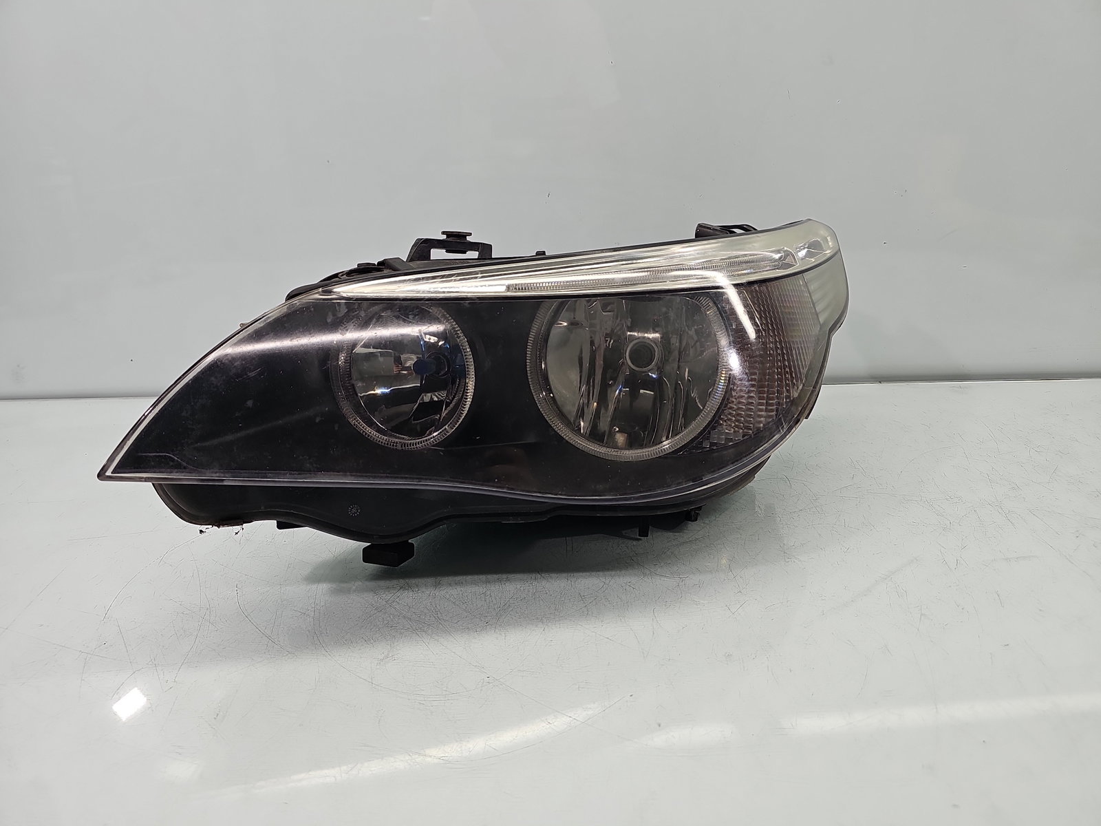 Far stanga Bmw e60 OEM