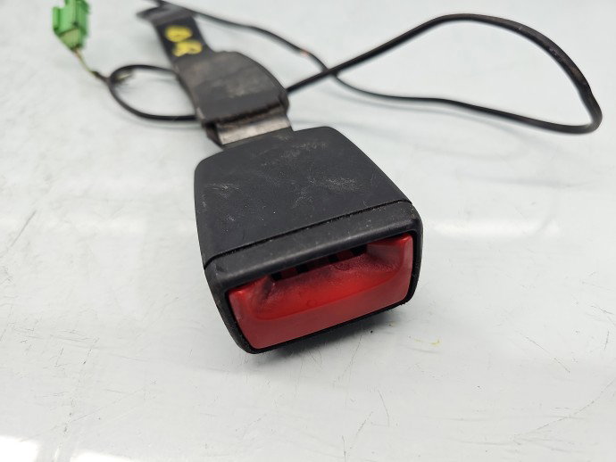 Capsa centura dreapta fata Skoda Fabia NJ5 6V0857756C