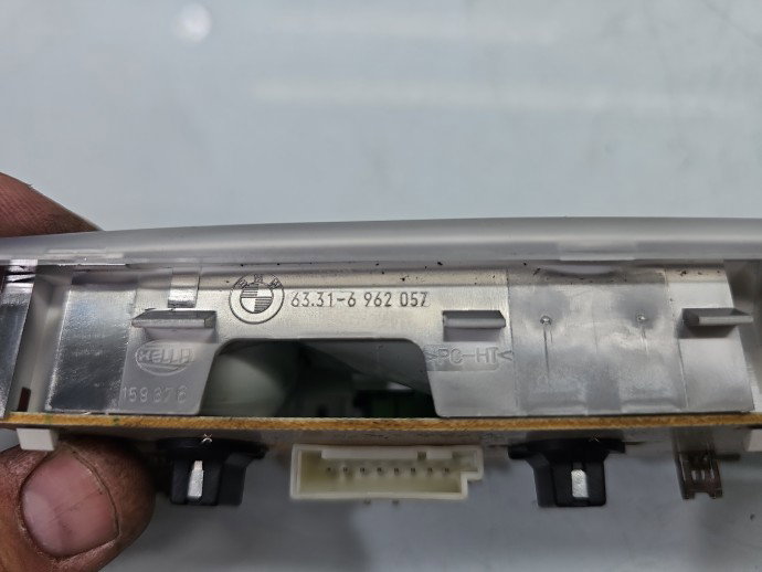 Plafoniera spate Bmw e60 6962057