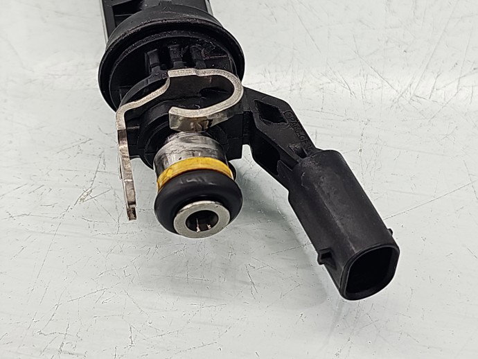 Injector Dacia Duster 2 [Fabr 2017-2023] 166001525R 1.3 Benz H5H470 96KW / 131CP