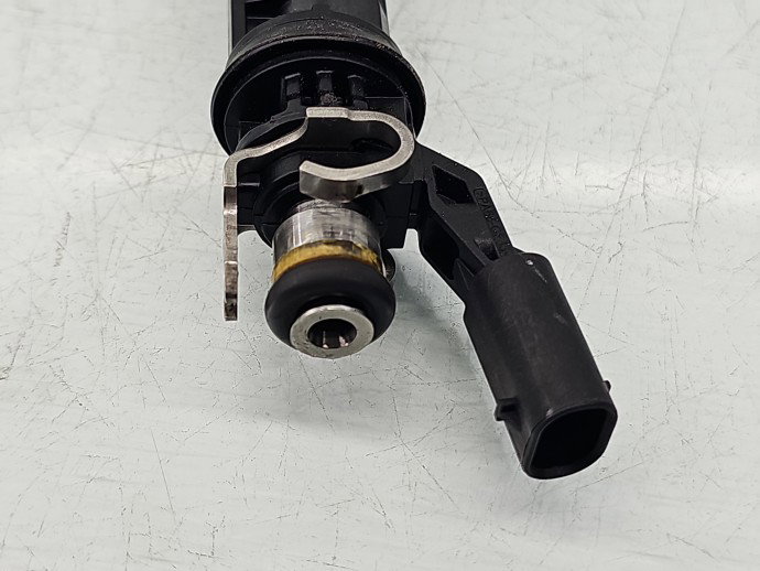 Injector Dacia Duster 2 [Fabr 2017-2023] 166001525R 1.3 Benz H5H470 96KW / 131CP