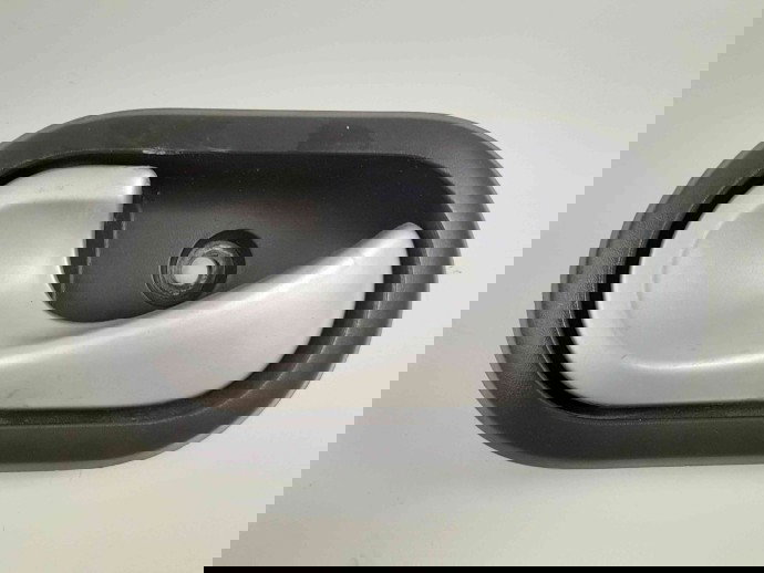 Maner interior stanga spate 8200733848 Dacia Sandero [Fabr 2008-2012] 1.6 mpi 