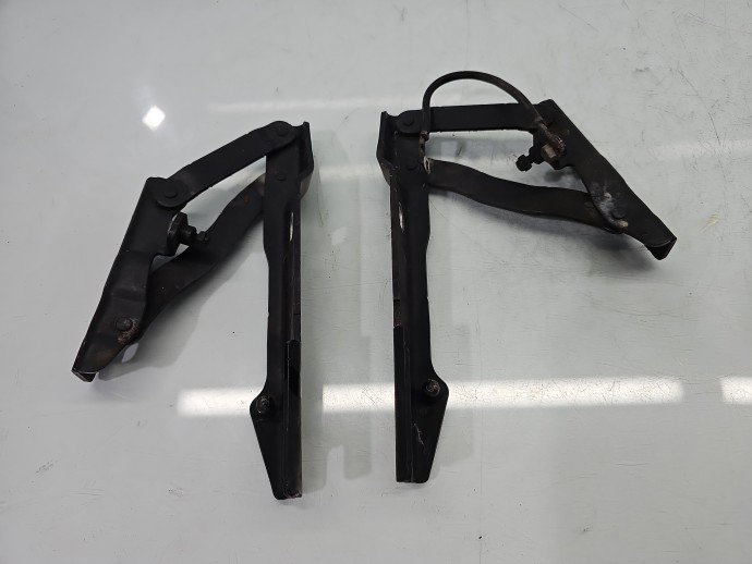 Set balamale capota Bmw e60 OEM
