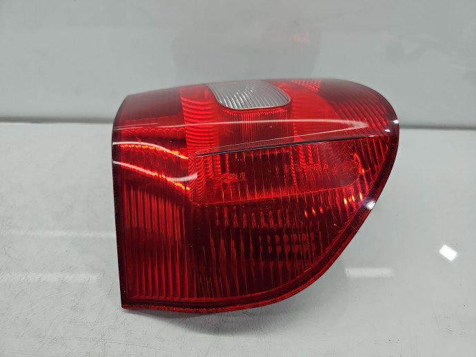 Stop aripa stanga Skoda Yeti 5L 5L0945095